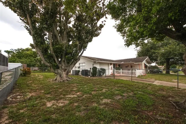 $215,000 | 10638 Oak Hill Drive, Port Richey, FL 34668