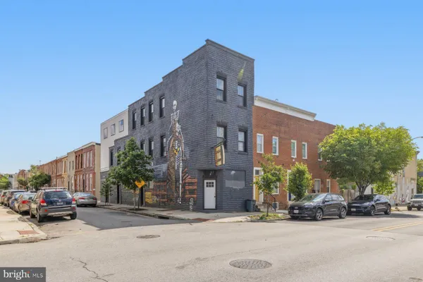 $329,900 | 1001 South Carey Street, Baltimore, MD 21223