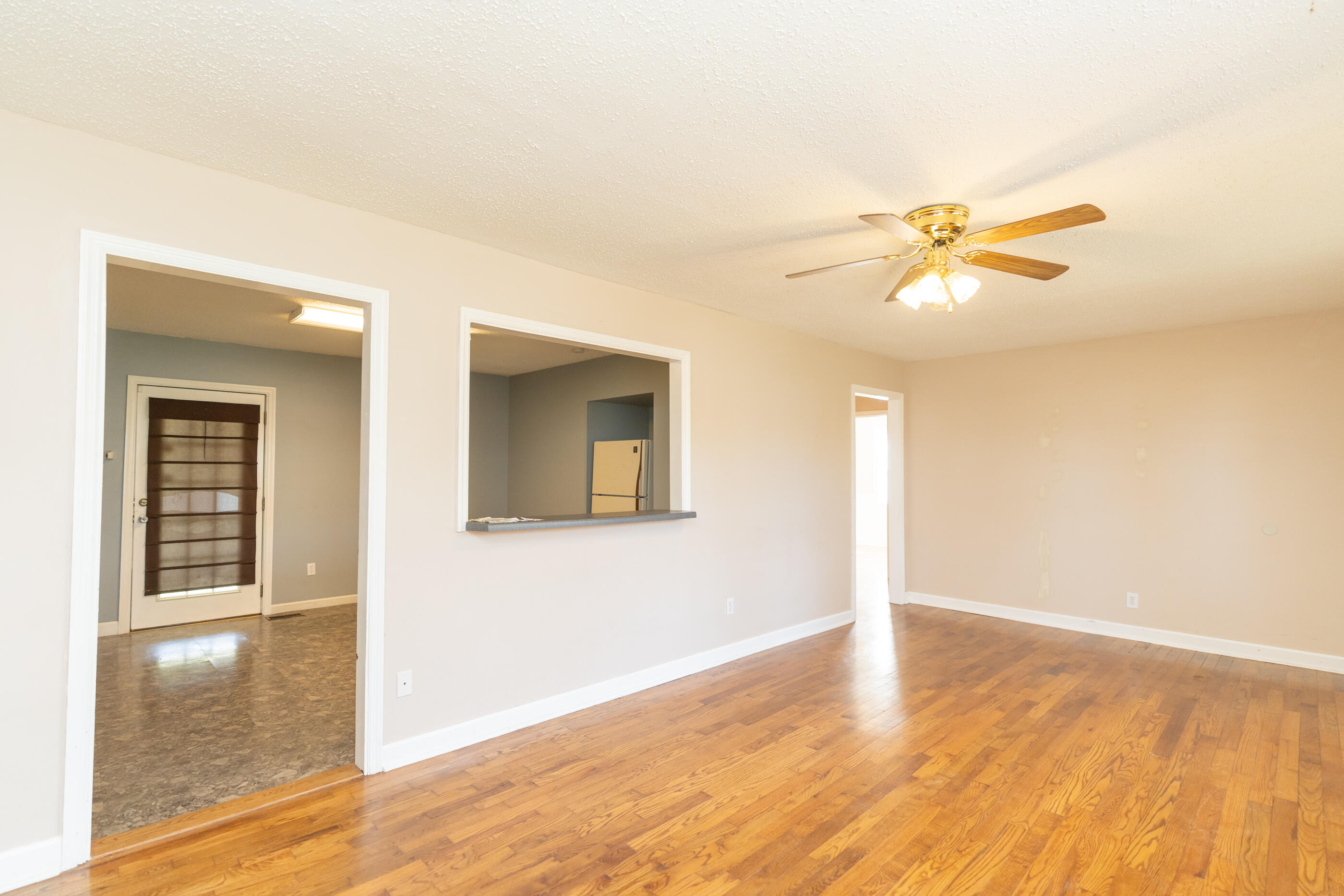 303 Friar Road Chattanooga, TN 37421 - Photo 5 of 46 DSC03736