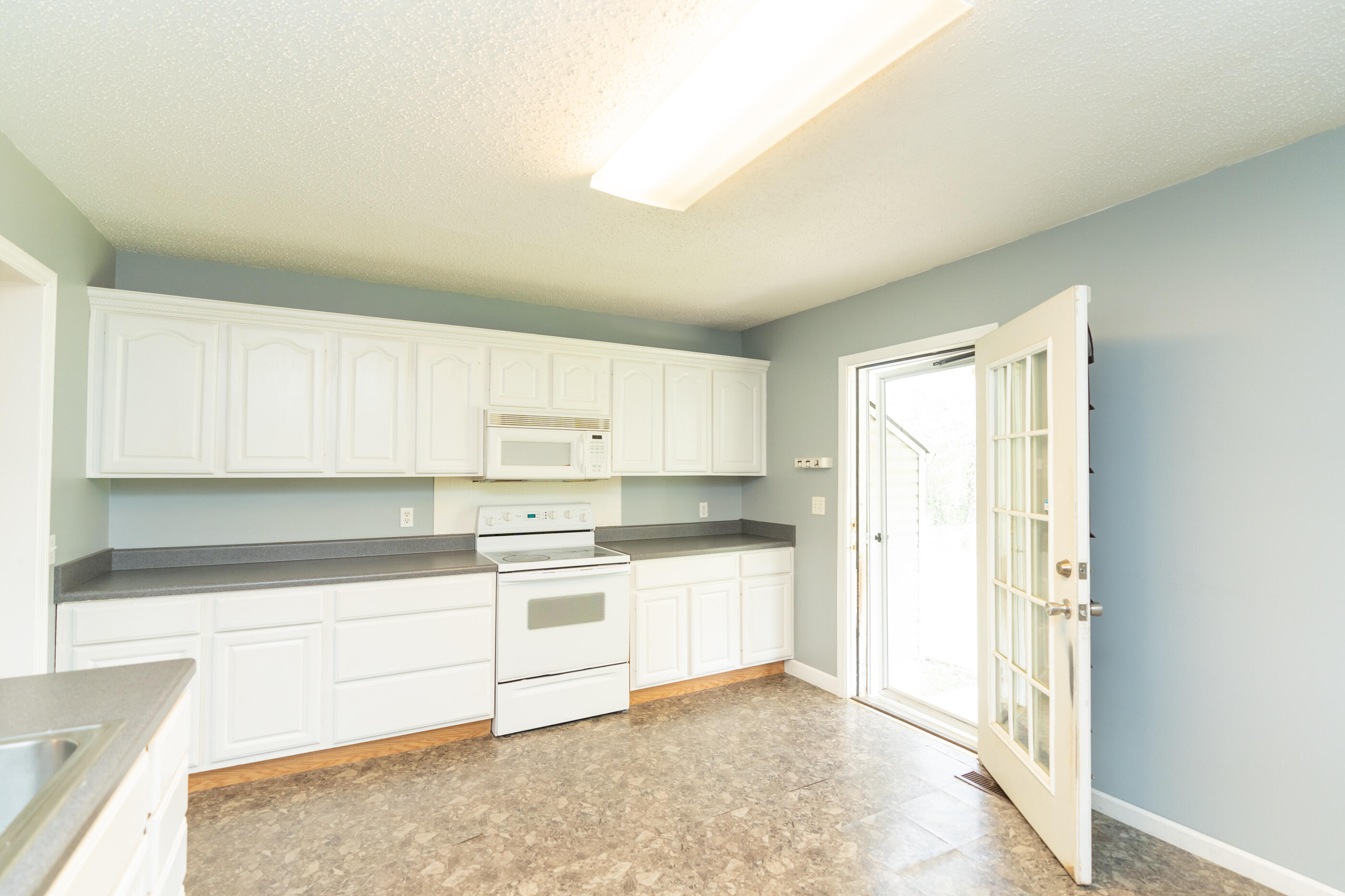 303 Friar Road Chattanooga, TN 37421 - Photo 6 of 46 DSC03762