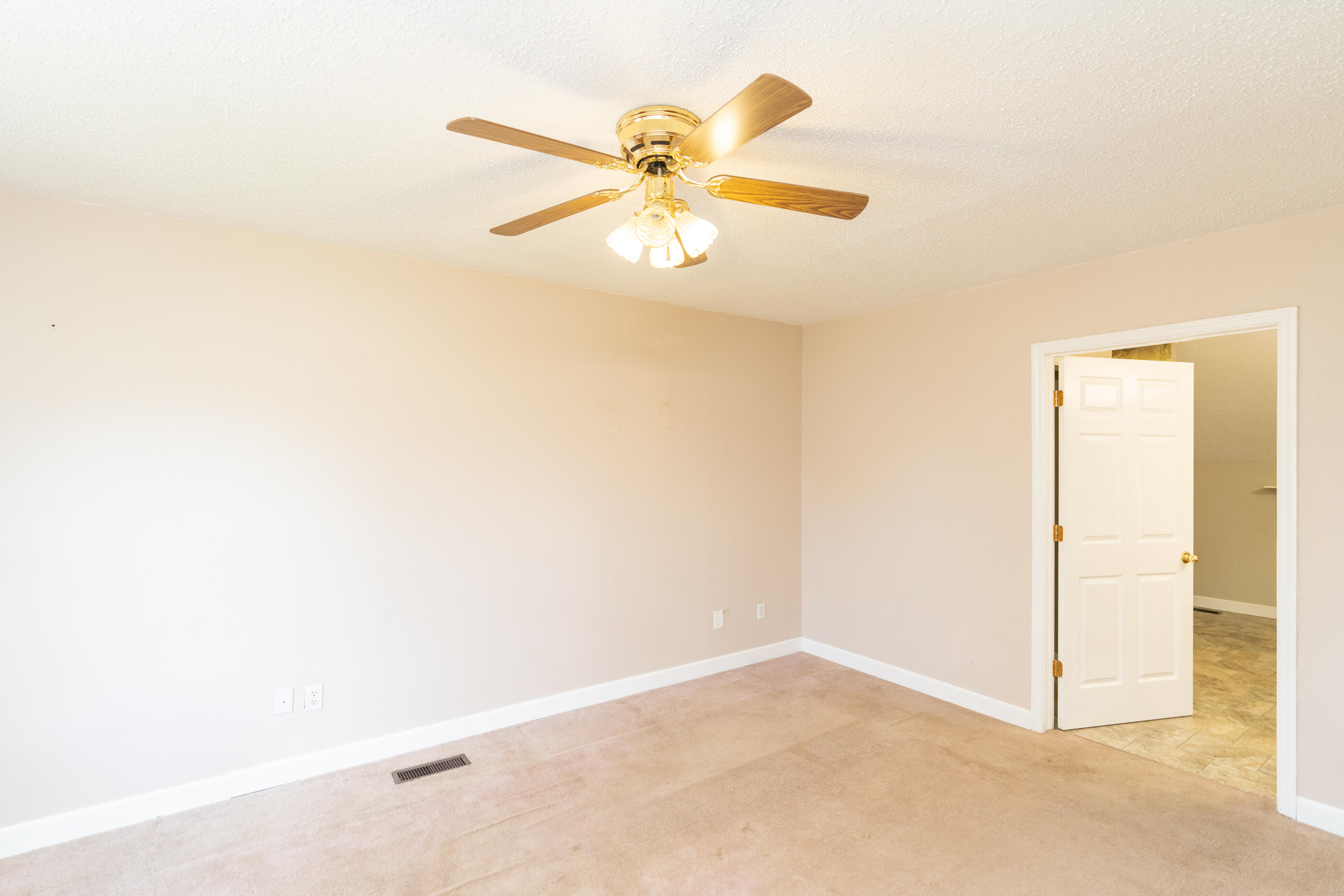 303 Friar Road Chattanooga, TN 37421 - Photo 9 of 46 DSC03739