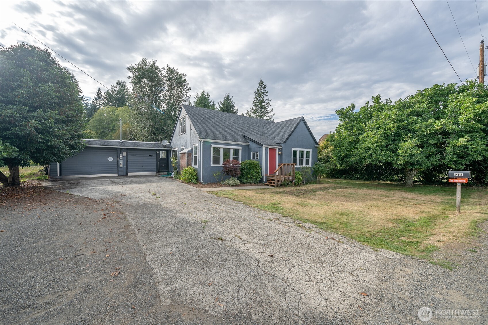 913 Garden Road Aberdeen, WA 98520 - Photo 1 of 36 Gallery Image 1