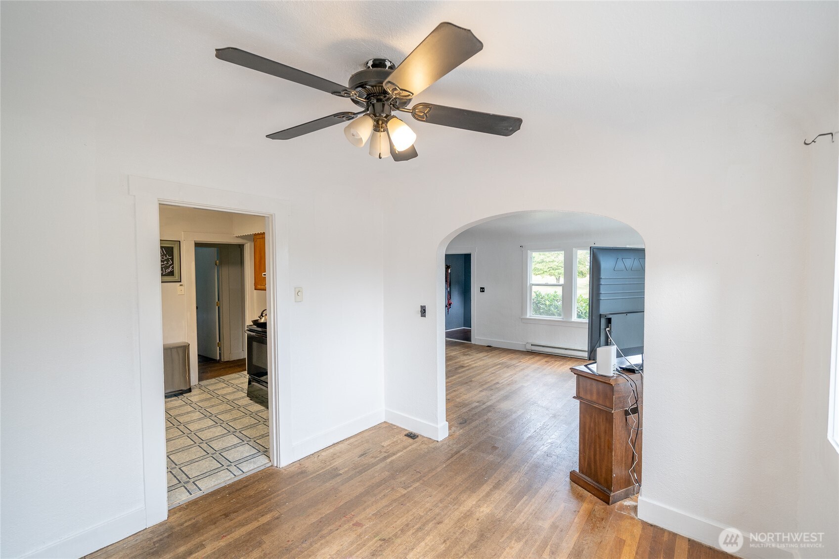 913 Garden Road Aberdeen, WA 98520 - Photo 8 of 36 Gallery Image 8