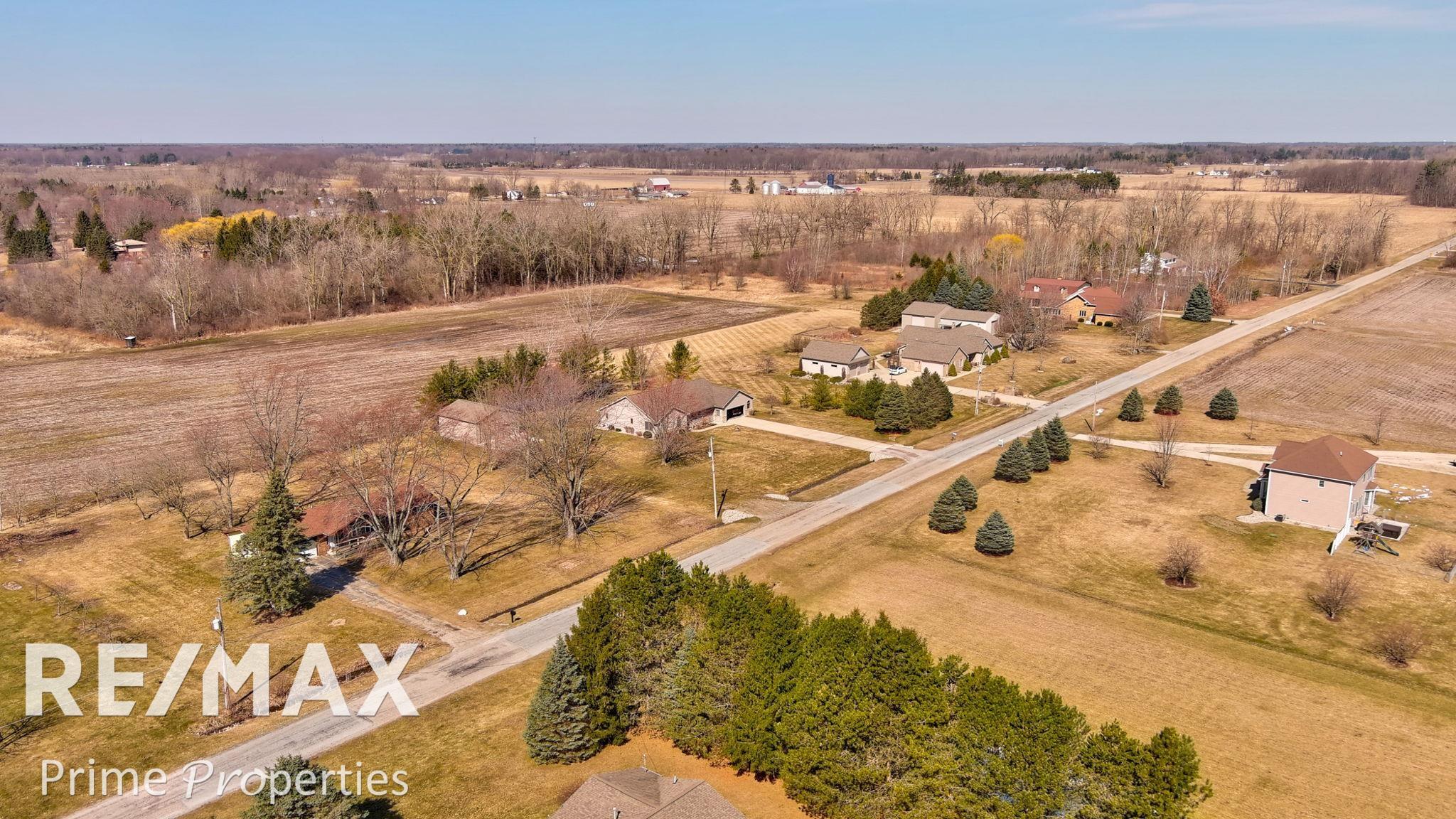 10900 Pagels Road Birch Run, MI 48415 - Photo 42 of 46 50103919-41.JPG