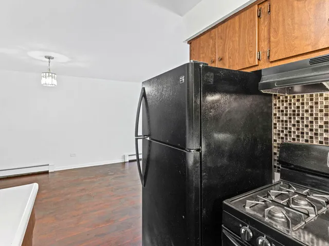 $145,000 | 10606 South Depot Street, Unit 1A, Worth, IL 60482