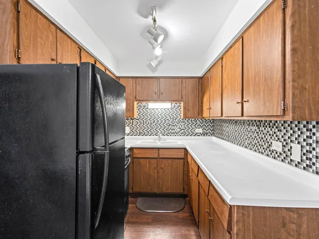 $145,000 | 10606 South Depot Street, Unit 1A, Worth, IL 60482