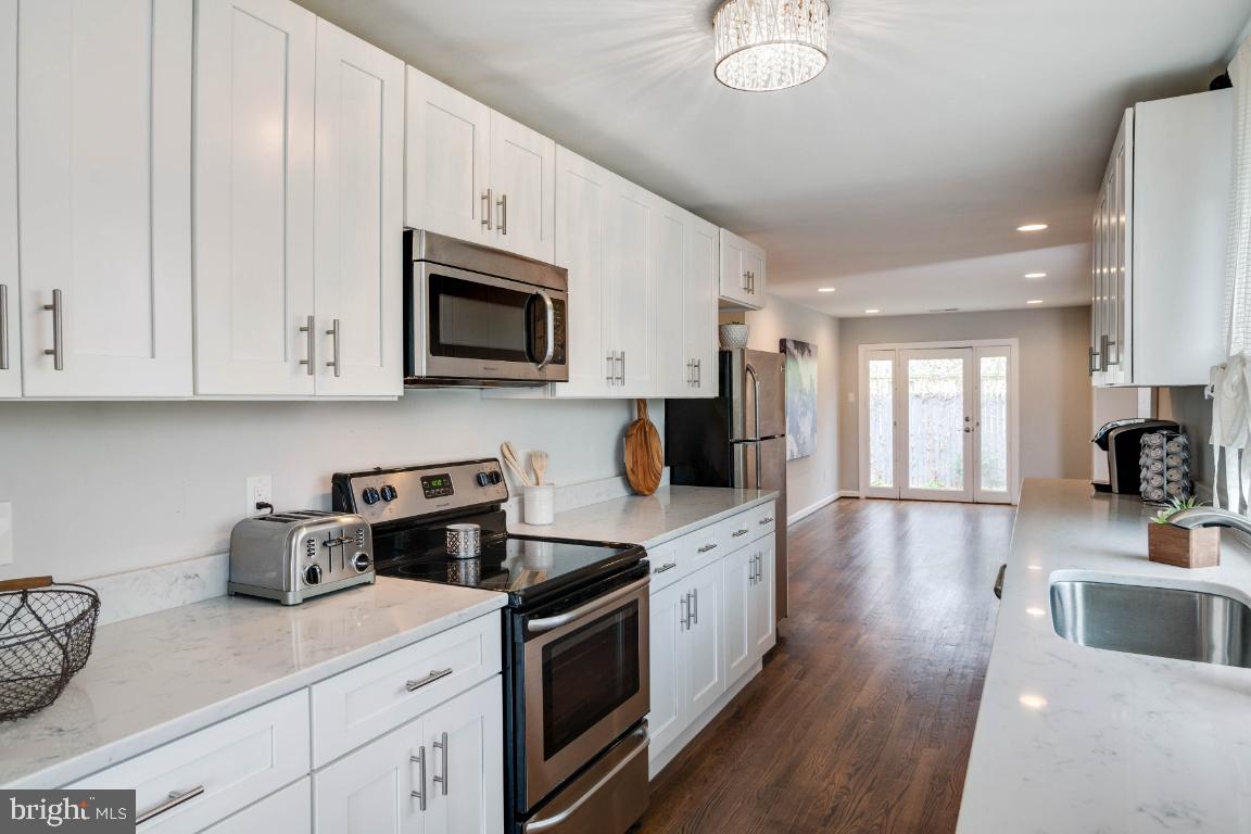 2971 Thomas Road Bryans Road, MD 20616 - Photo 7 of 34 Gourmet Kitchen