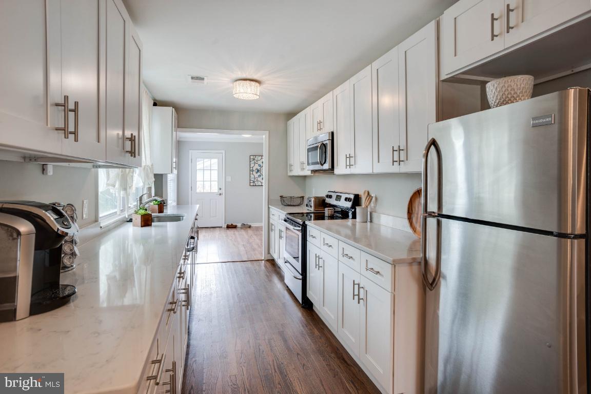 2971 Thomas Road Bryans Road, MD 20616 - Photo 9 of 34 All stainless steel appliances