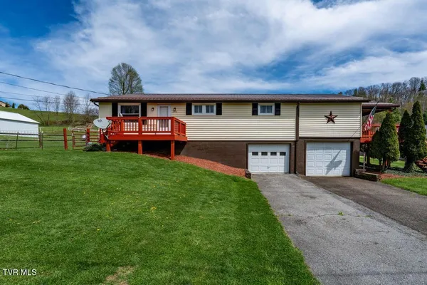 $279,900 | 1292 Swift Hollow Road, Mountain City, TN 37683