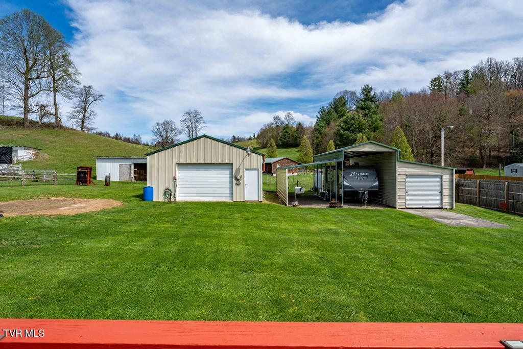 1292 Swift Hollow Road Mountain City, TN 37683 - Photo 14 of 60 1292 Swift Hollow Road (16 of 65)