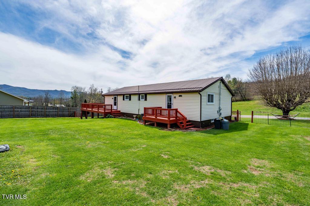 1292 Swift Hollow Road Mountain City, TN 37683 - Photo 17 of 60 1292 Swift Hollow Road (19 of 65)