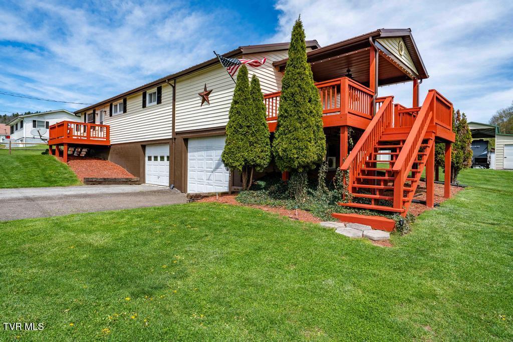 1292 Swift Hollow Road Mountain City, TN 37683 - Photo 6 of 60 1292 Swift Hollow Road (7 of 65)