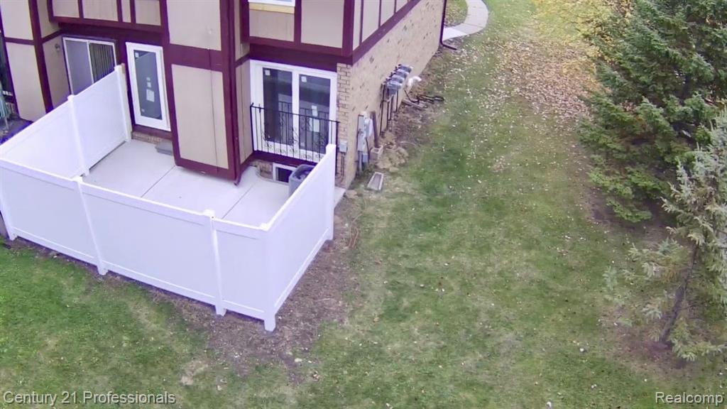 7231 Morton Taylor N Road Canton, MI 48187 - Photo 6 of 31