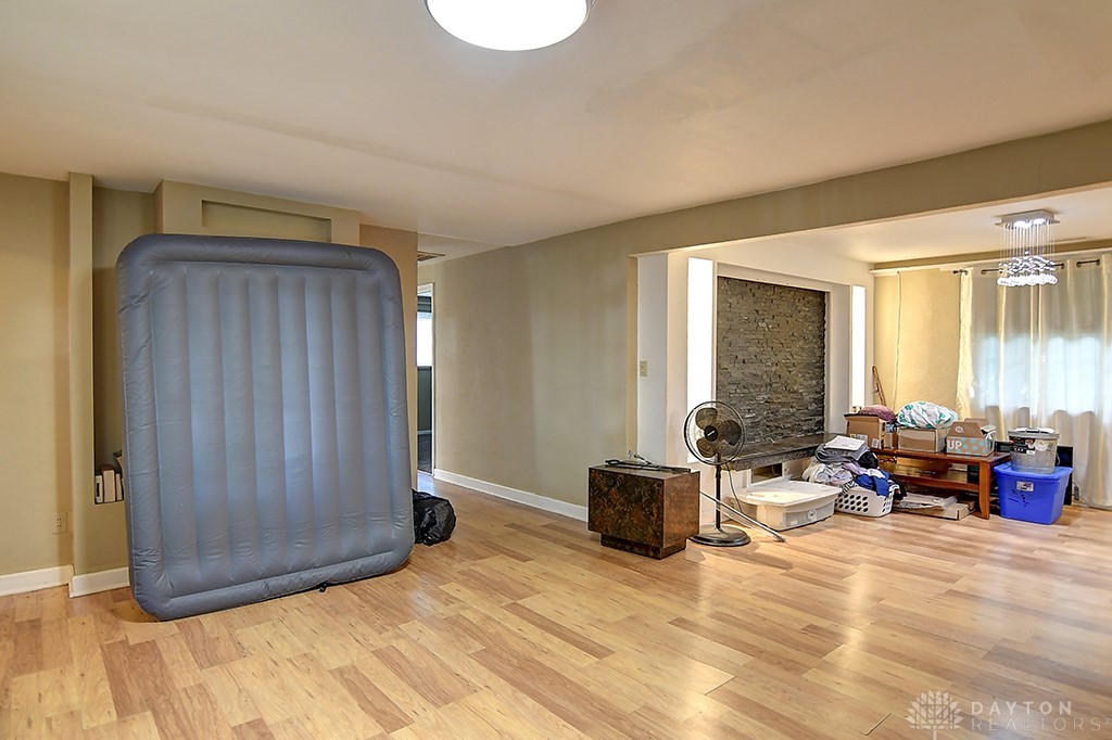 2815 Rugby Road Dayton, OH 45406 - Photo 7 of 24 Gallery Image 7