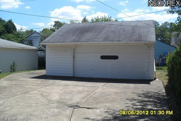 13708 Carpenter Road Garfield Heights, OH 44125 - Photo 3 of 13