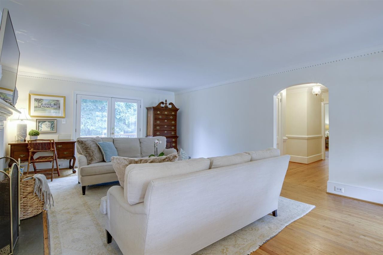 801 Lake Boone Trail Raleigh, NC 27607 - Photo 6 of 29 Photo 6