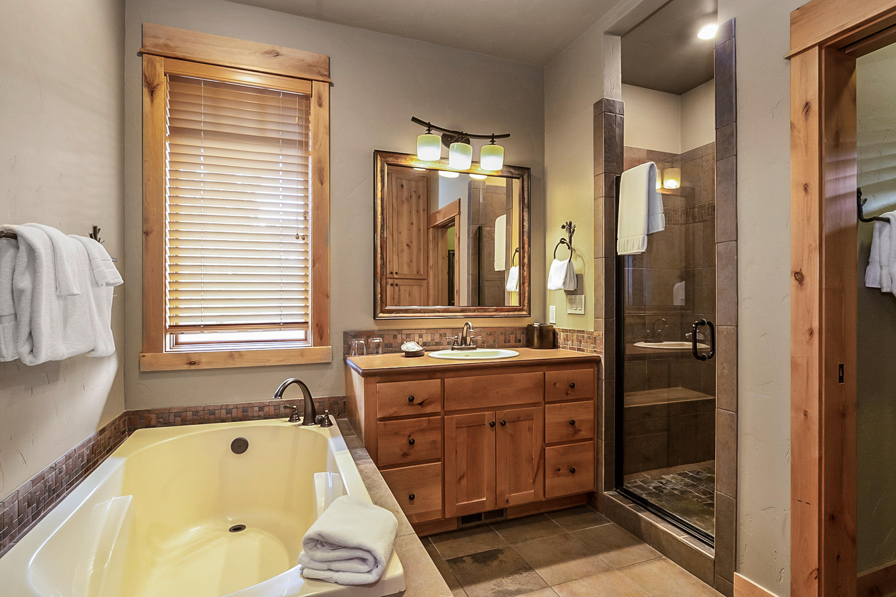16779 South W Brasada Ranch Road, Unit 44 Powell Butte, OR 97753 - Photo 20 of 31 20JH5_1466