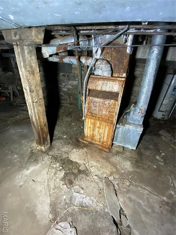 $37,000 | 4749 Newberry Terrace, St. Louis, MO 63113