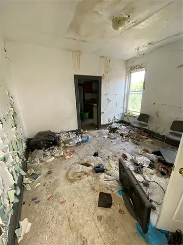 $37,000 | 4749 Newberry Terrace, St. Louis, MO 63113