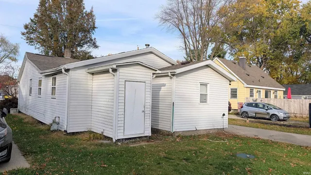 $145,000 | 10548 Fairview Avenue, Osceola, IN 46561