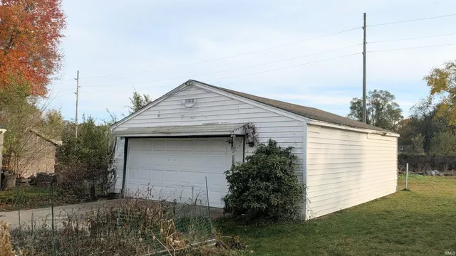 $145,000 | 10548 Fairview Avenue, Osceola, IN 46561