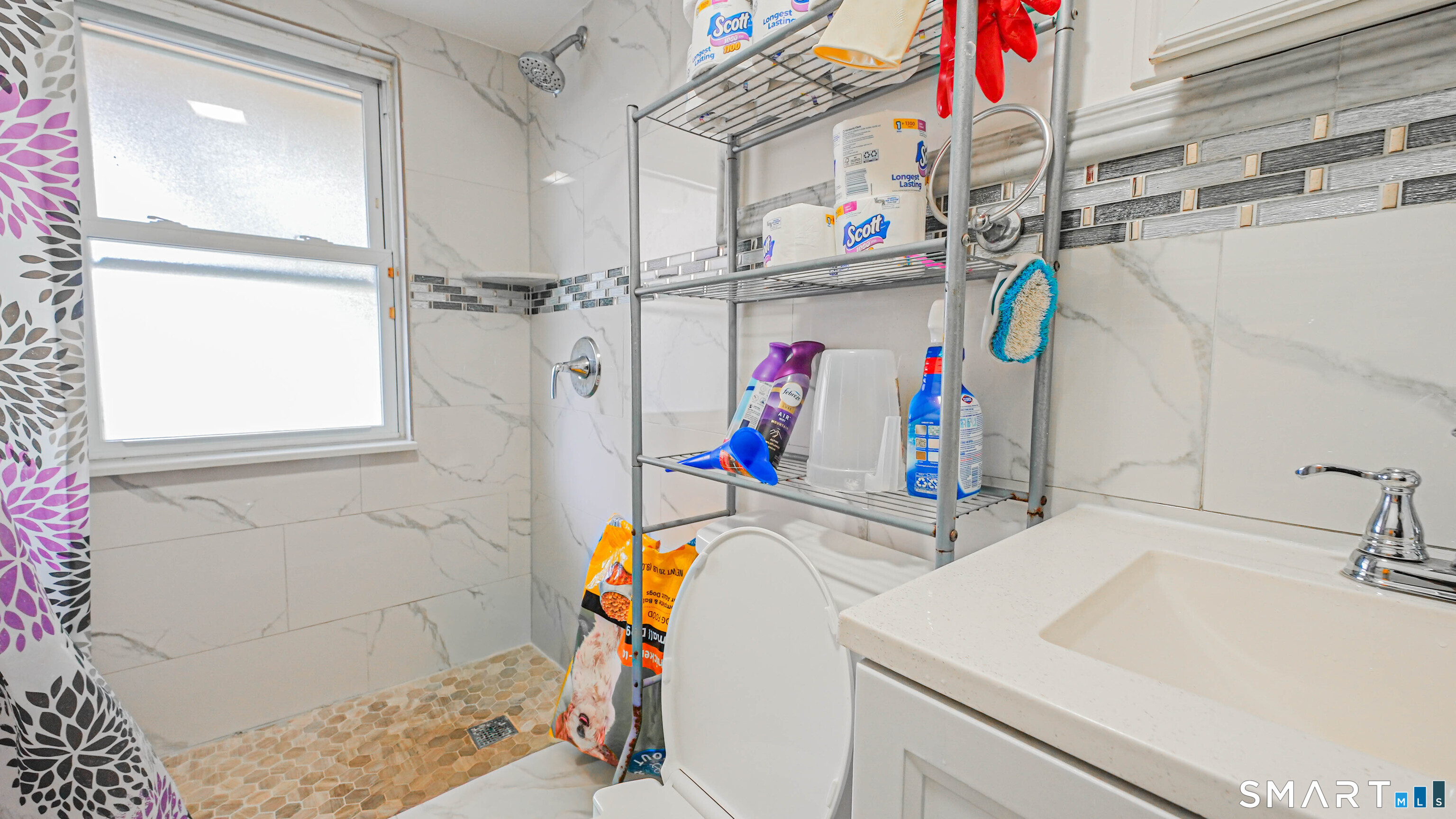 9 Ridge Street Waterbury, CT 06706 - Photo 12 of 39