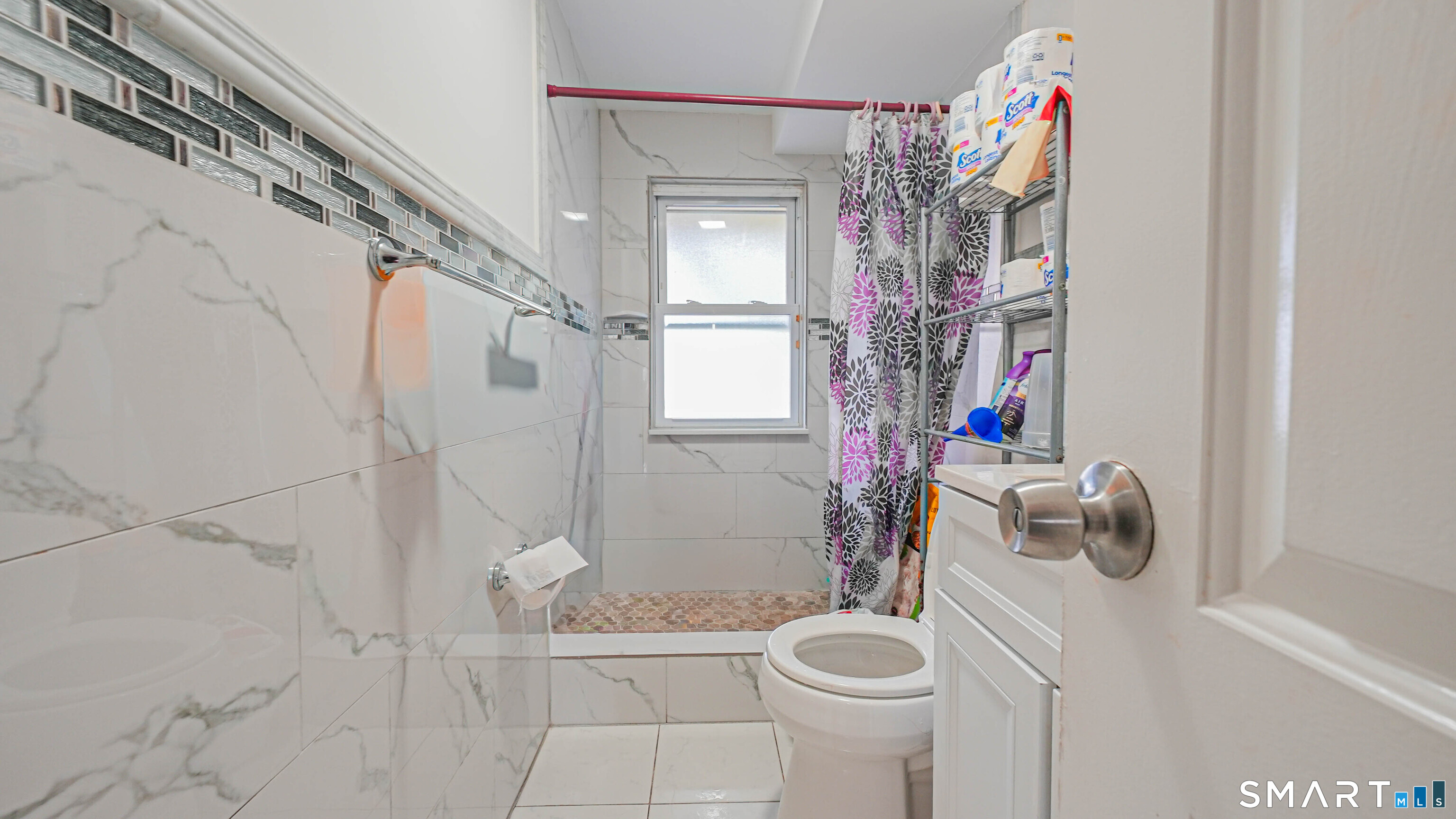 9 Ridge Street Waterbury, CT 06706 - Photo 15 of 39