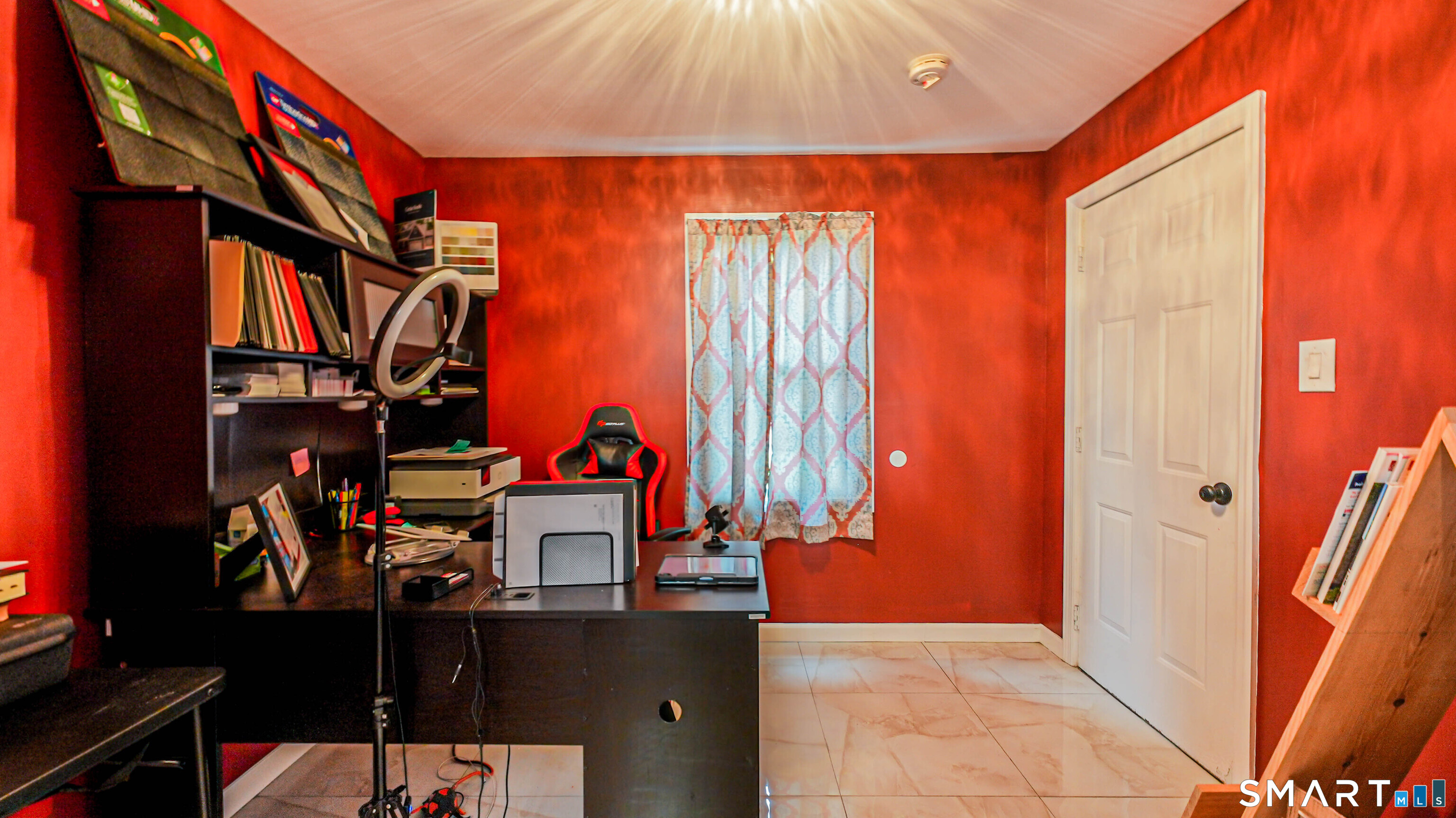 9 Ridge Street Waterbury, CT 06706 - Photo 16 of 39