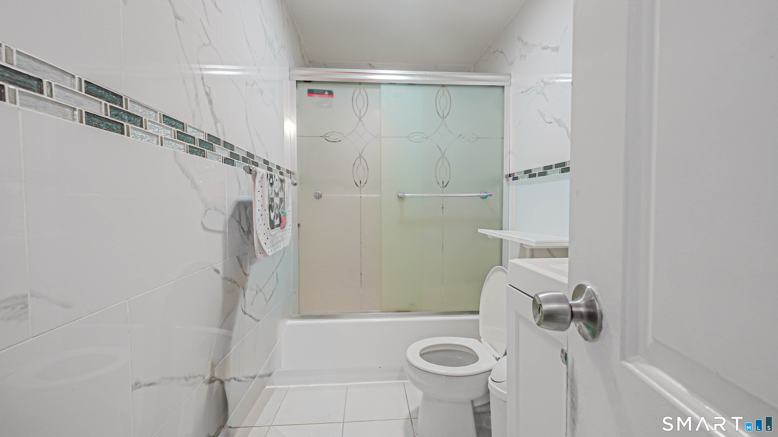 9 Ridge Street Waterbury, CT 06706 - Photo 20 of 39