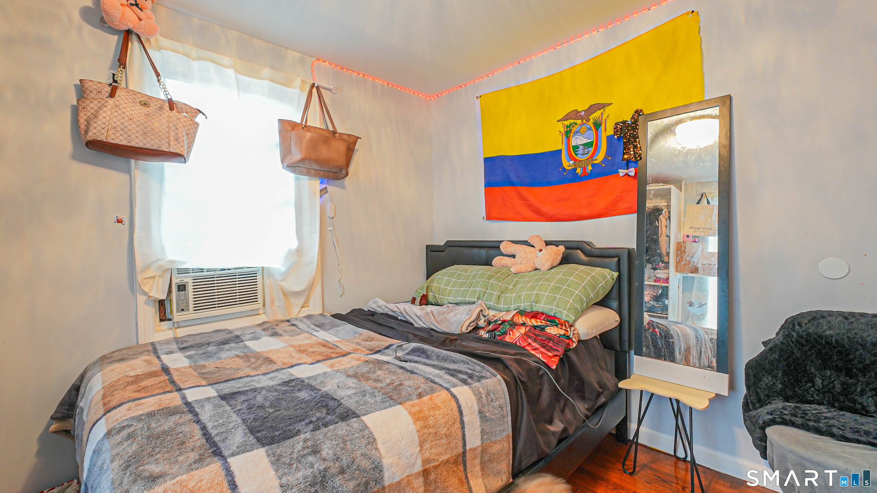 9 Ridge Street Waterbury, CT 06706 - Photo 21 of 39