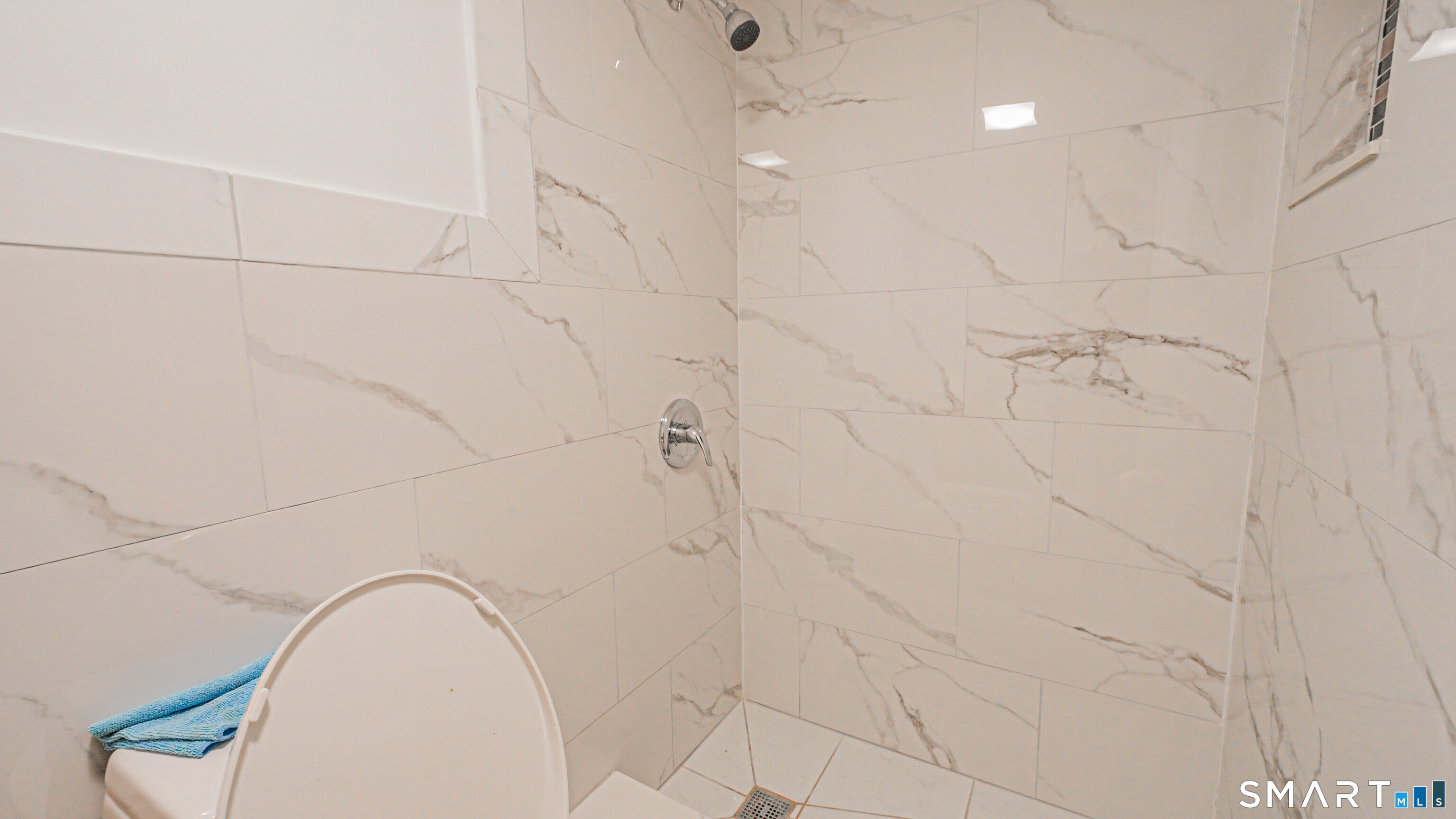 9 Ridge Street Waterbury, CT 06706 - Photo 39 of 39