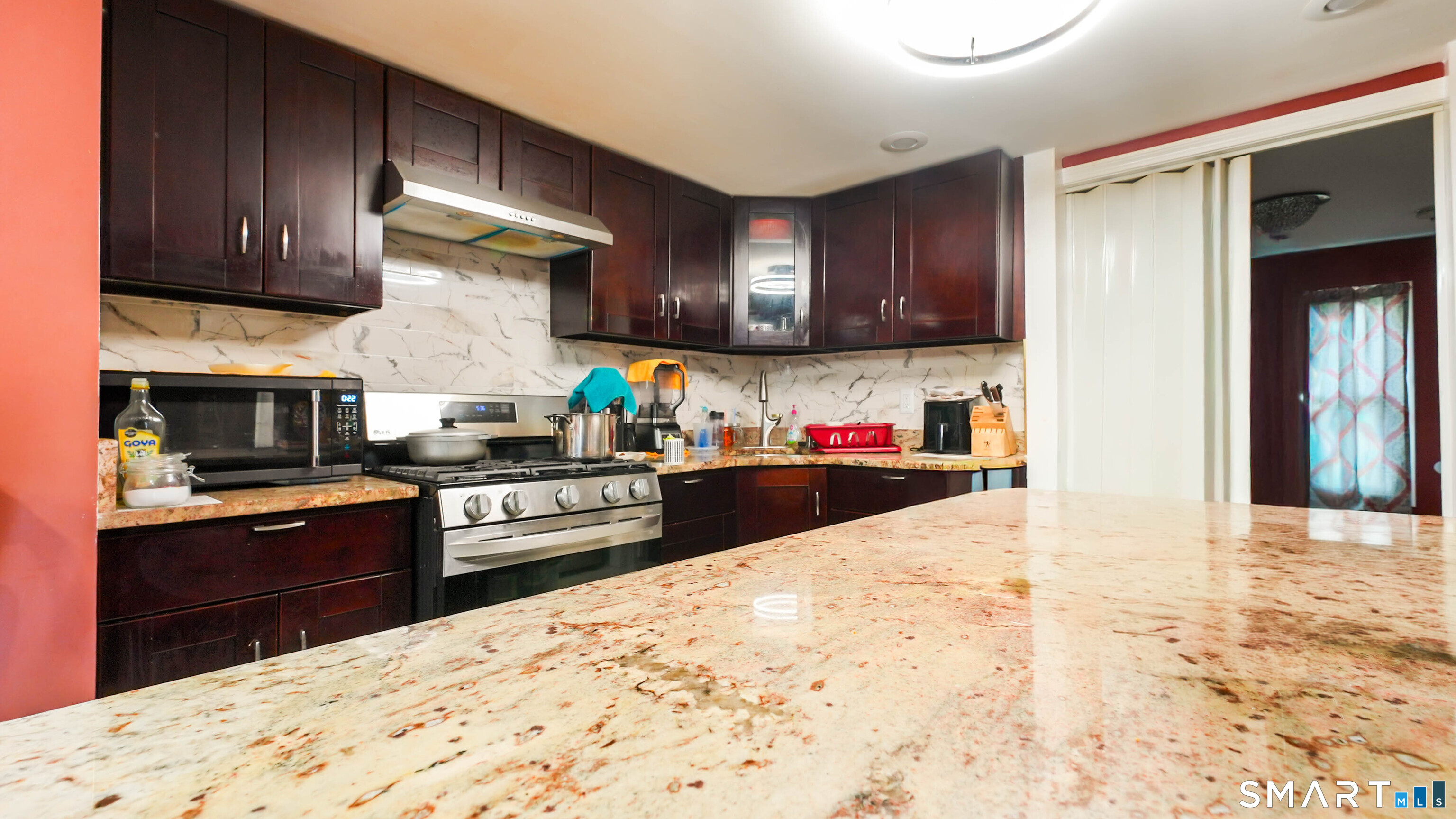 9 Ridge Street Waterbury, CT 06706 - Photo 8 of 39
