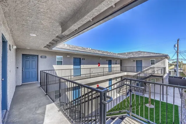 $1,050 | 1821 Santa Paula Drive, Unit 103, Las Vegas, NV 89104