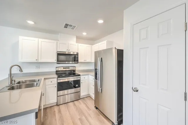 $1,050 | 1821 Santa Paula Drive, Unit 103, Las Vegas, NV 89104