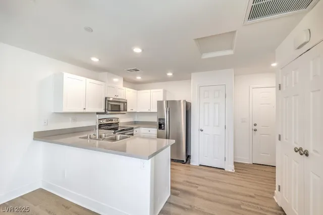 $1,050 | 1821 Santa Paula Drive, Unit 103, Las Vegas, NV 89104