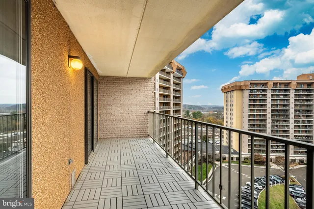 $425,000 | 11004 Valley Forge Circle, Unit 1004, King of Prussia, PA 19406