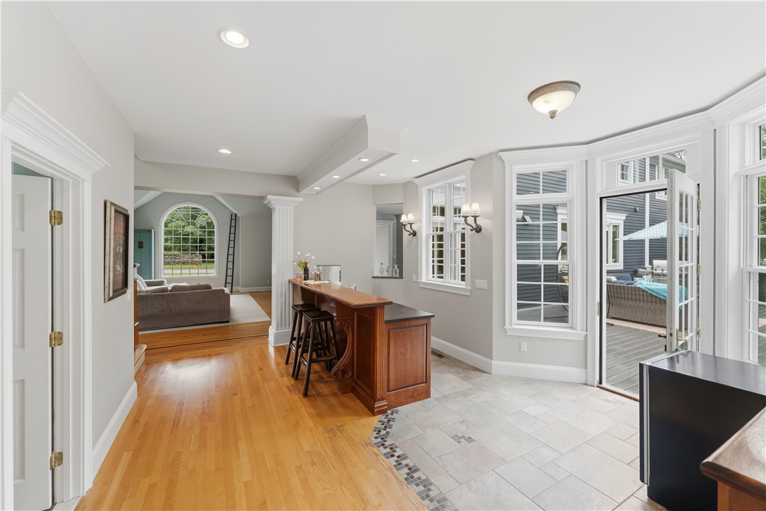 198 Poppasquash Road Bristol, RI 02809 - Photo 32 of 48