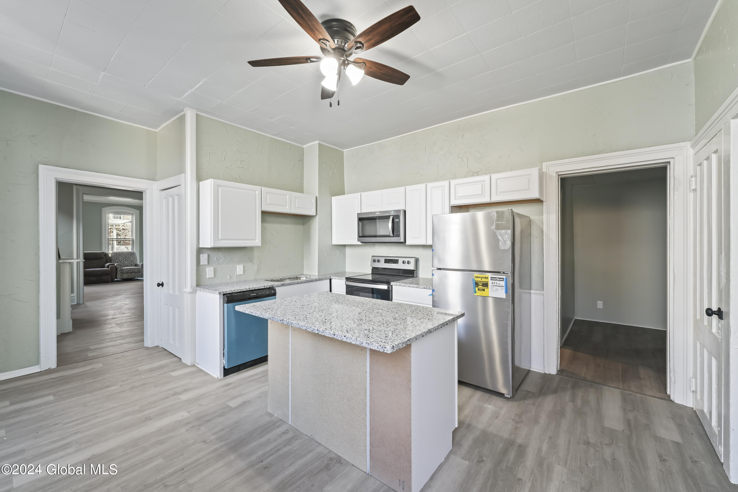 609 5th Avenue Troy, NY 12182 - Photo 12 of 43 photos_high_resolution_609_5th_Ave_Troy_