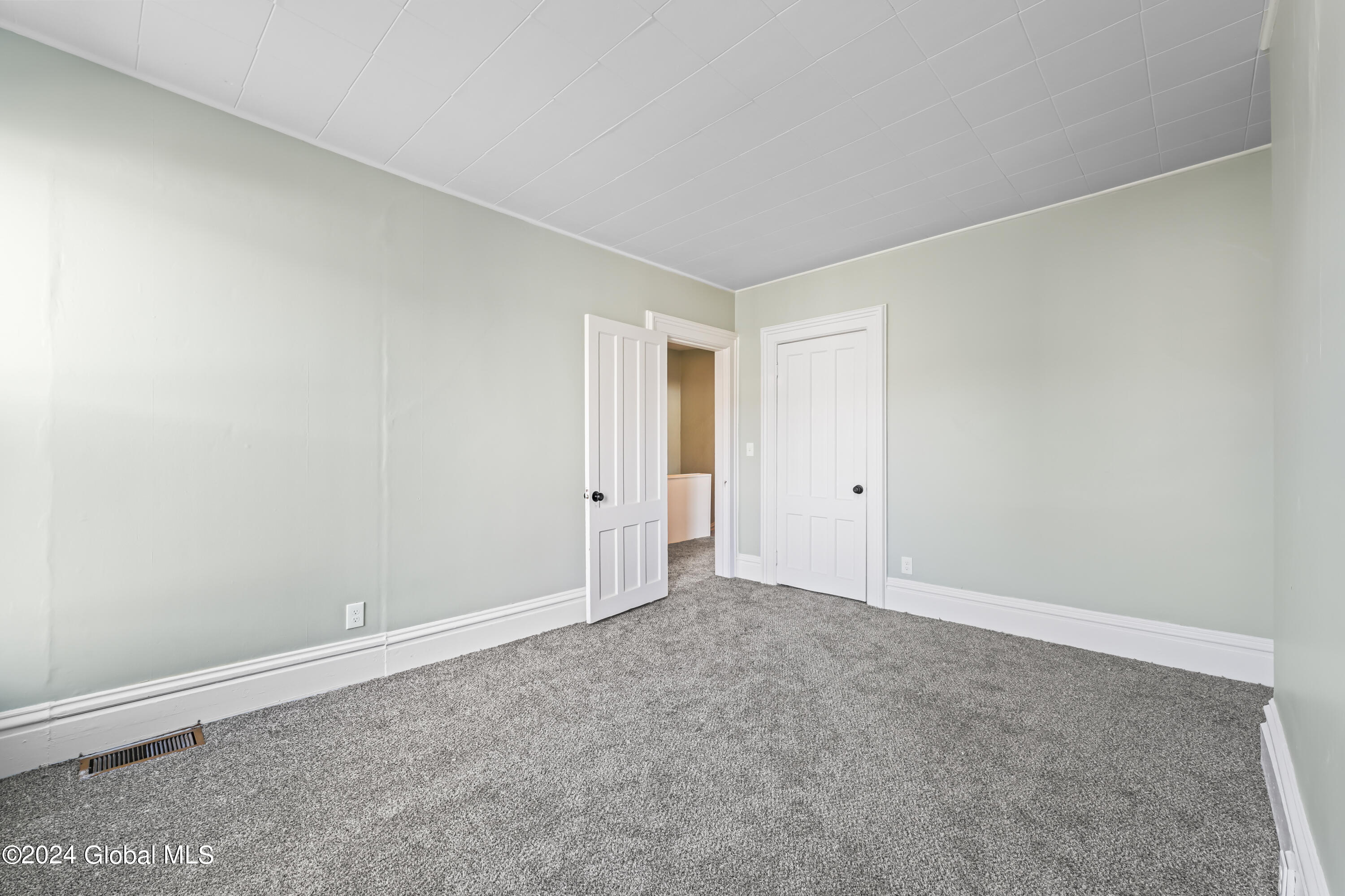 609 5th Avenue Troy, NY 12182 - Photo 25 of 43 photos_high_resolution_609_5th_Ave_Troy_