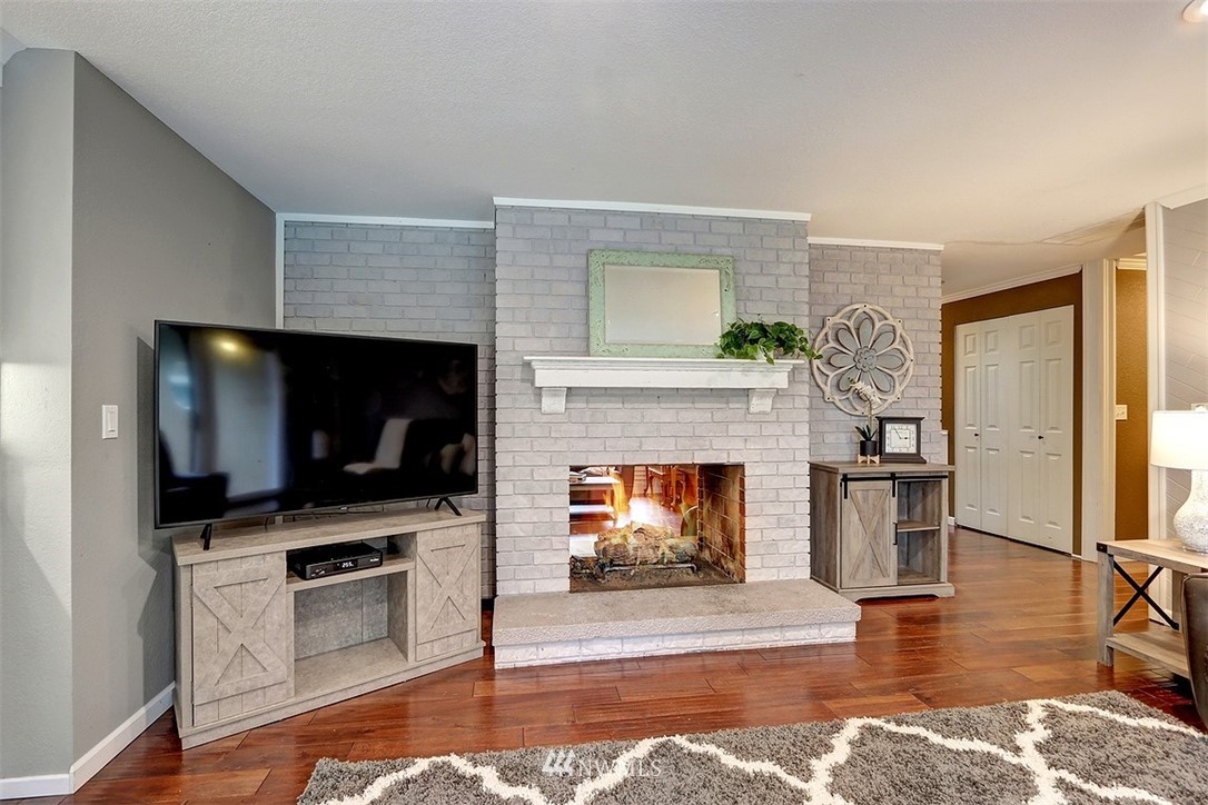 18632 25th Avenue Southeast Bothell, WA 98012 - Photo 18 of 36 Gallery Image 18