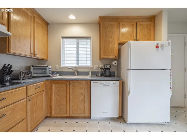 $590,000 | 7850 Pine Beach Loop, Rockaway Beach, OR 97136