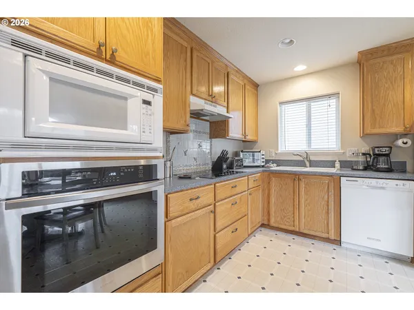 $590,000 | 7850 Pine Beach Loop, Rockaway Beach, OR 97136