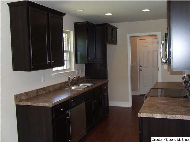 405 Marsh Circle Calera, AL 35040 - Photo 9 of 23