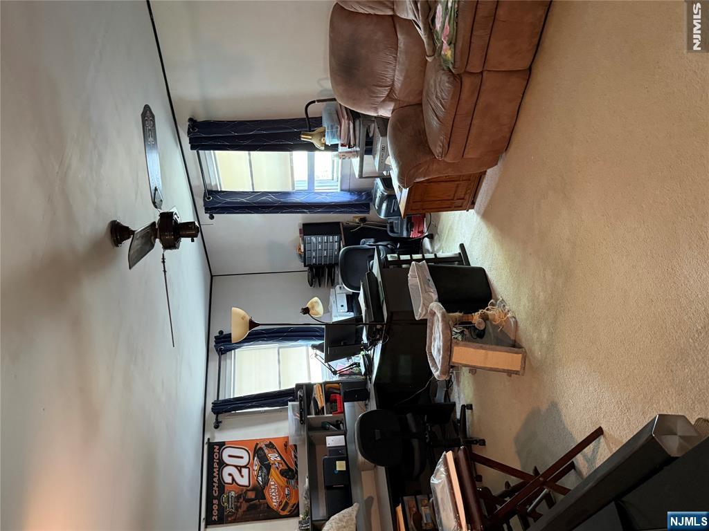 57 Oak Street Rochelle Park, NJ 07662 - Photo 11 of 17