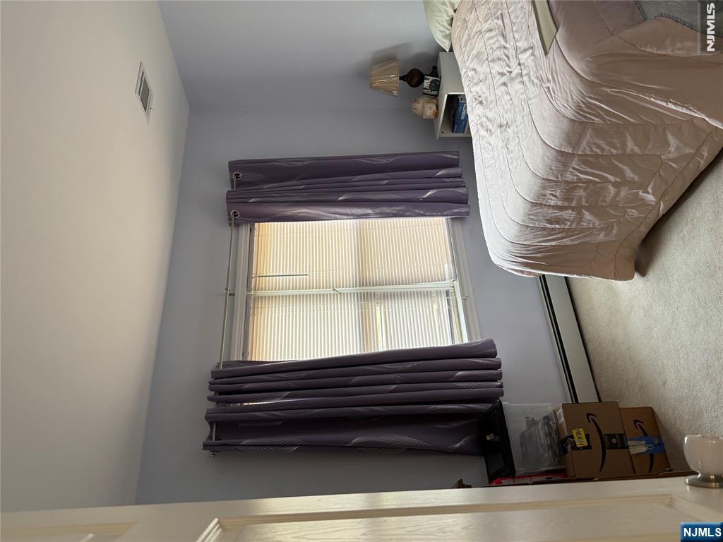 57 Oak Street Rochelle Park, NJ 07662 - Photo 8 of 17