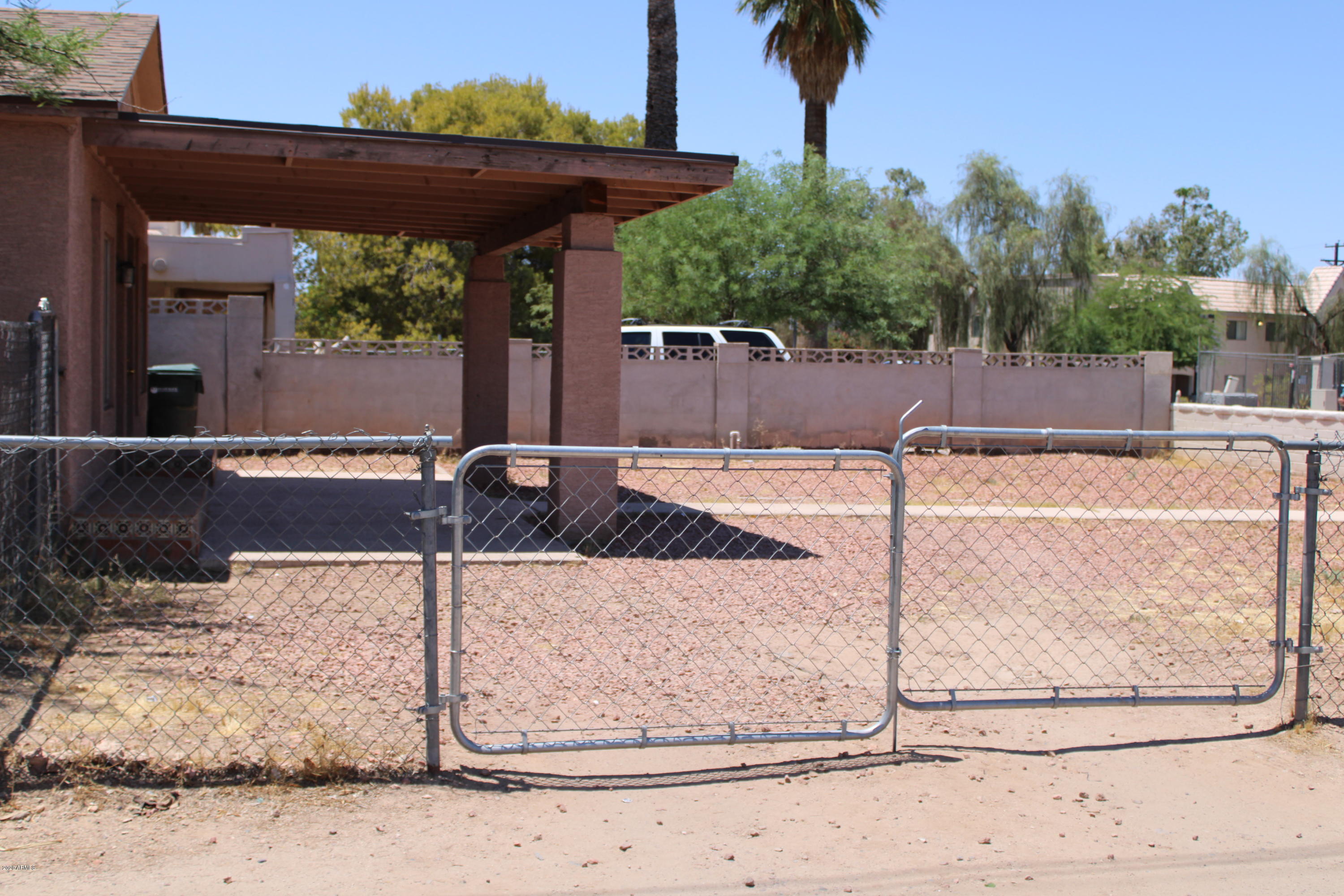 445 East Roeser Road Phoenix, AZ 85040 - Photo 12 of 15 IMG_1519
