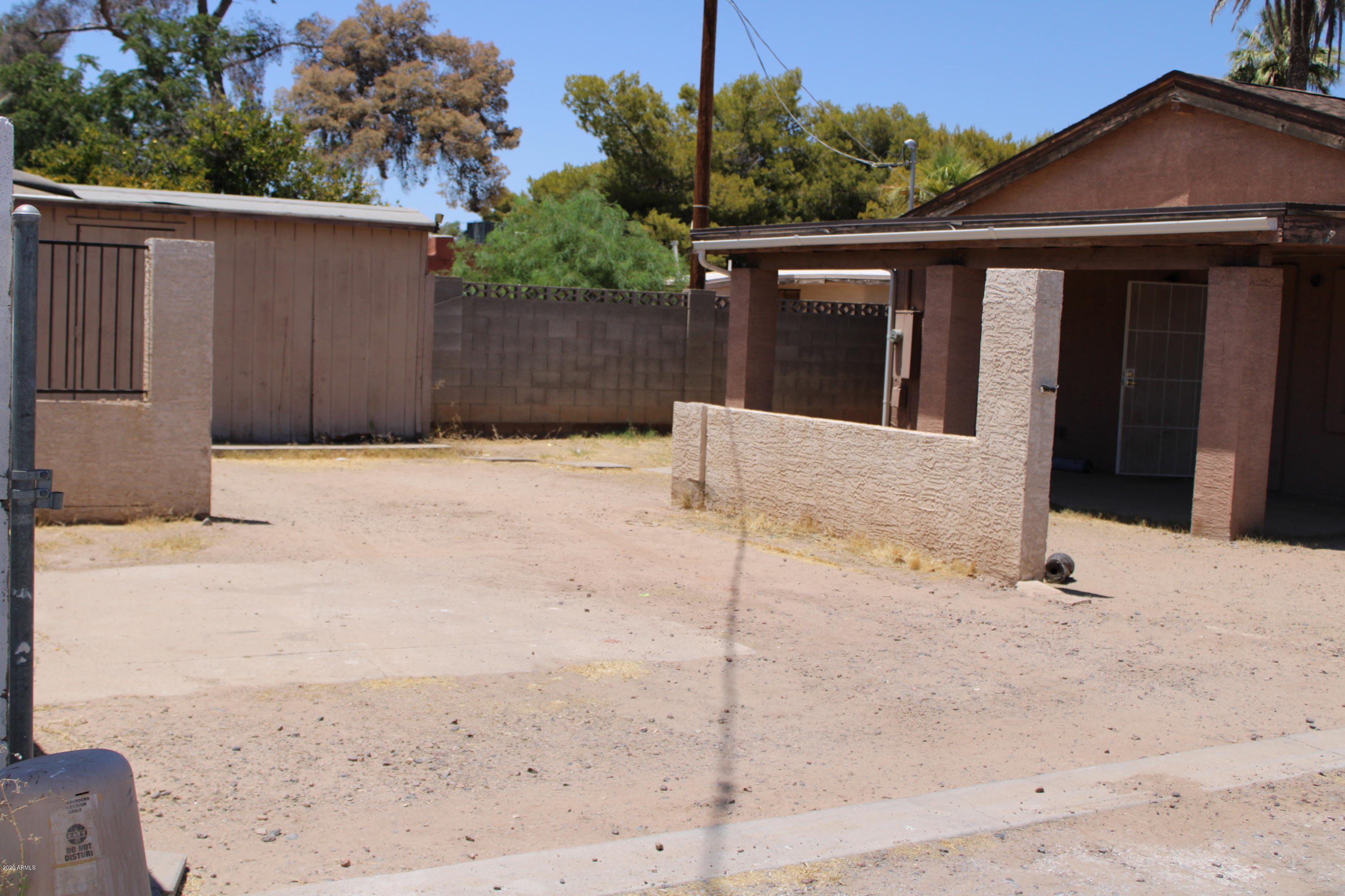 445 East Roeser Road Phoenix, AZ 85040 - Photo 14 of 15 IMG_1523