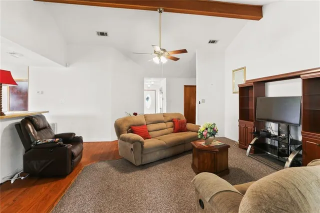 $199,500 | 2121 Sugarloaf Drive, Harvey, LA 70058