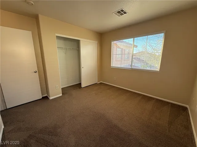 $2,300 | 9950 Shadow Grove Avenue, Las Vegas, NV 89148