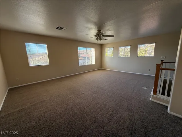 $2,300 | 9950 Shadow Grove Avenue, Las Vegas, NV 89148